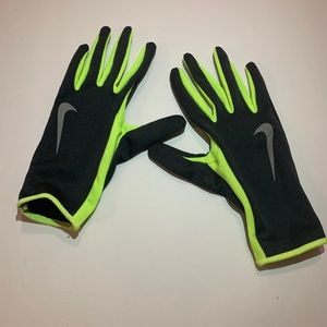 Nike Dri-Fit Running Gloves